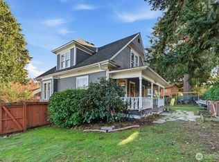 3654 35th Ave W, Seattle, WA 98199