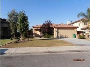 656 Sunset Meadow Ln, Bakersfield, CA 93308
