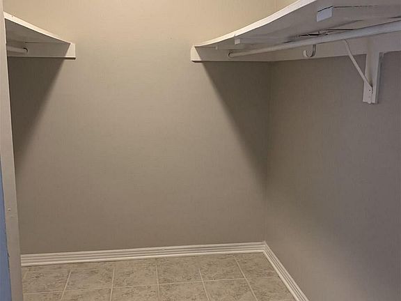 4th image of 708 Bayshore Dr #3