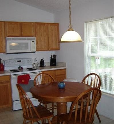 3rd image of 17 Reid Pl