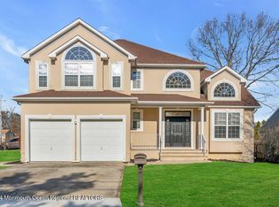 2101 2nd Ave, Toms River, NJ