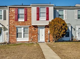 45 Victoria Manor Ct, Sicklerville, NJ 08081