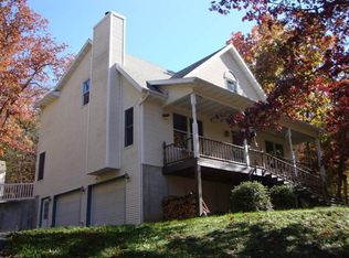 11952 Kenwood Way, Holts Summit, MO 65043