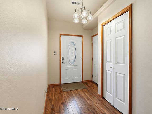 5th image of 2064 W Normandie Ln
