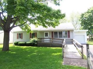 520 Lynnburt St, Oneida, NY 13421