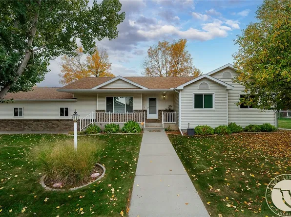 936 Shamrock Ln, Billings, MT 59105