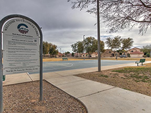 4th image of 708 W Indigo Dr