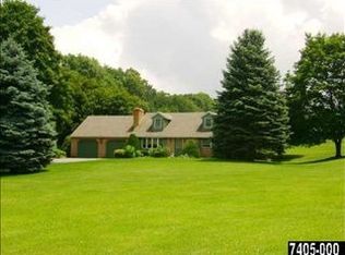 4708 Bentz Rd, Spring Grove, PA 17362