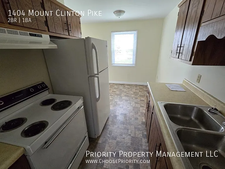 1404 Mount Clinton Pike — Photo 5