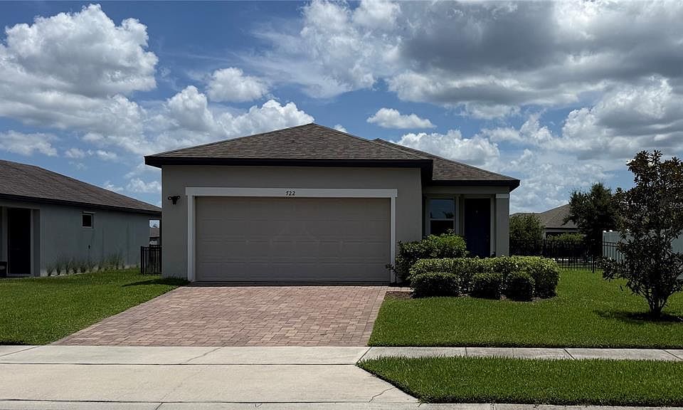 1st image of 722 LADYFISH LN