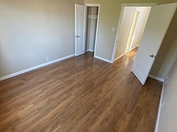 3rd image of 3436 Noriega St