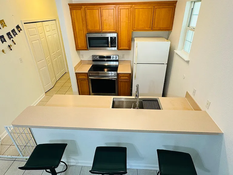 924 Ashburn Dr #2 — Photo 11