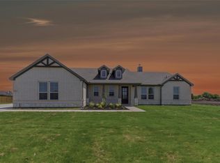 2627 Witness Tree Rd, Terrell, TX 75161