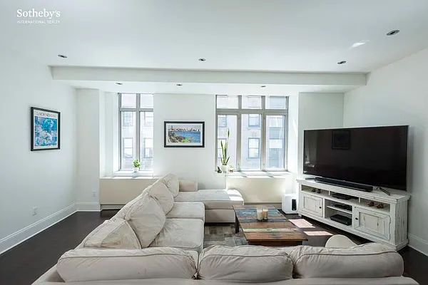 Rented by Sotheby's International Realty | media 15