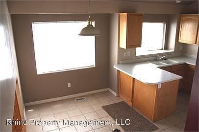 3rd image of 1431 W 3605 S