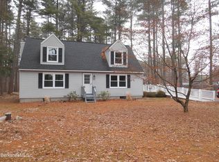 487 Polikoff Rd, Sheffield, MA 01257