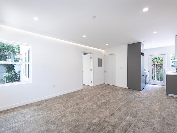 3rd image of 41 Seaview Ter APT B