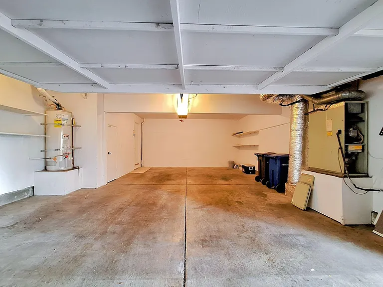 14575 S Bascom Ave — Photo 37