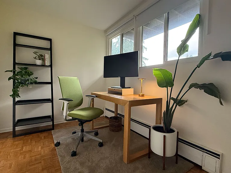 Office / guest bedroom