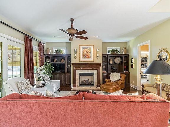 2nd image of 6656 Carinlough Pl
