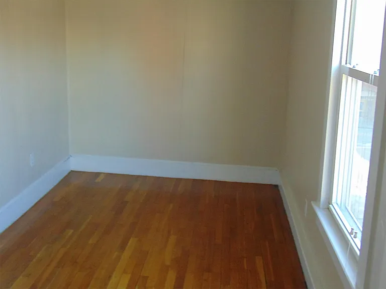 12 Forest St #11 — Photo 6