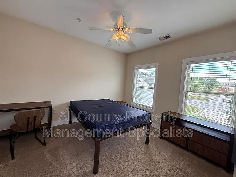 1929 Bluff Rd #177 — Photo 8