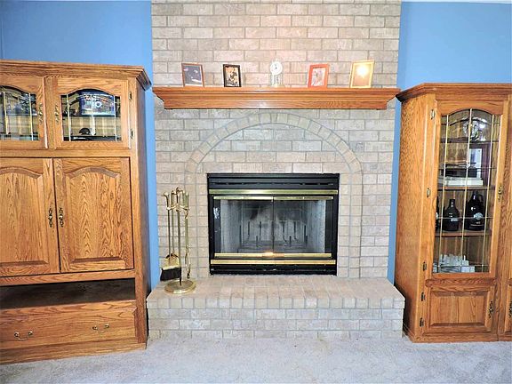 Wood Burning Fireplace!