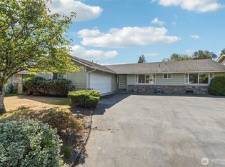 14803 113th Avenue NE, Kirkland, WA 98034