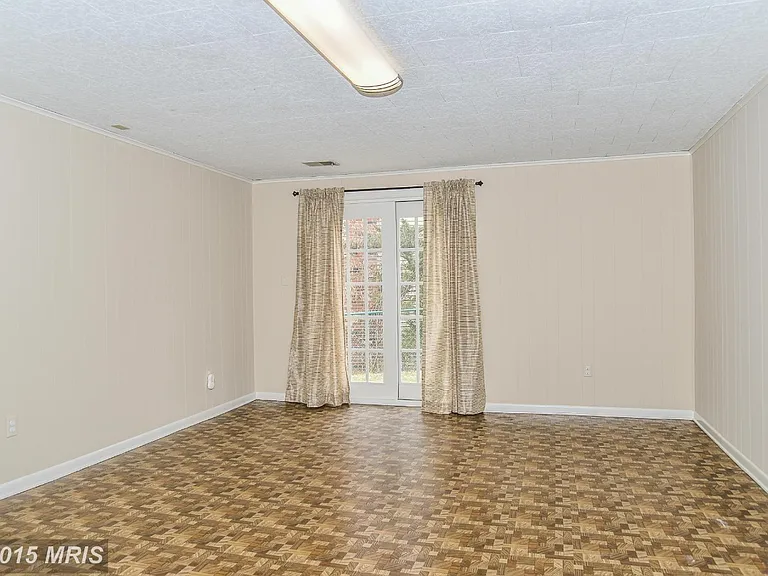 7200 Hopkins Ct — Photo 19
