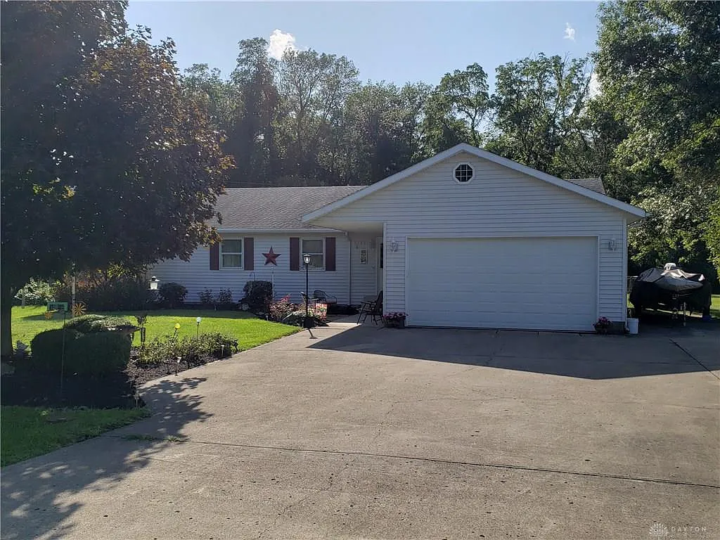 4280 Chippewa Trl photo 1
