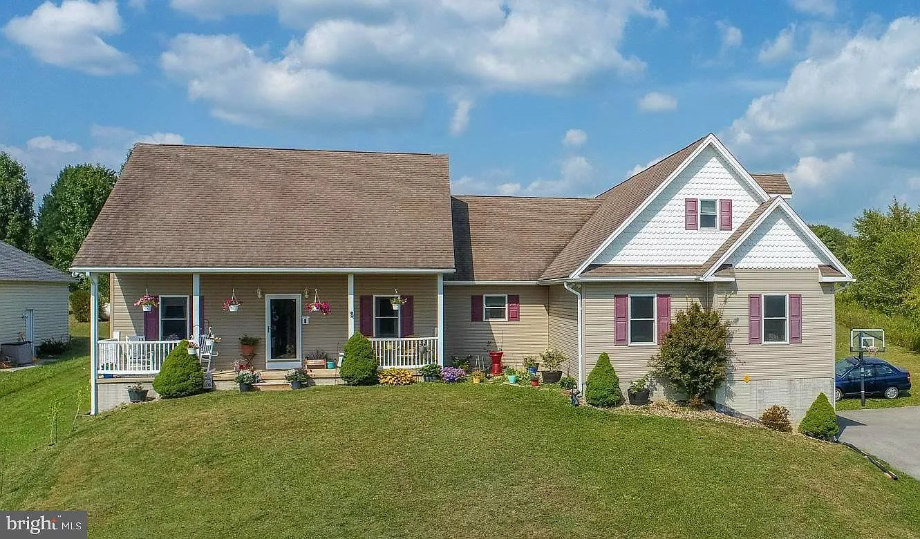 612 Harvey Winters Dr photo 1