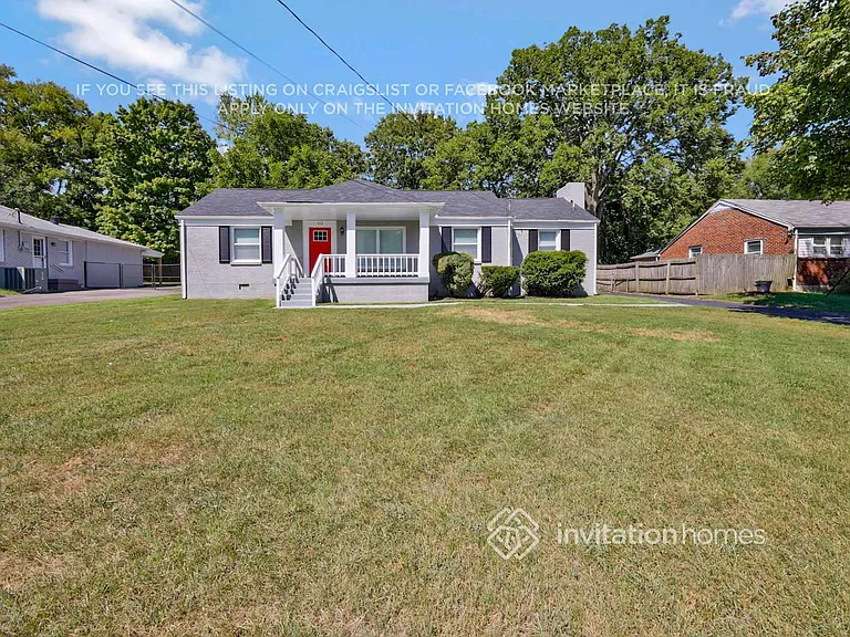 512 Inwood Dr — Photo 2