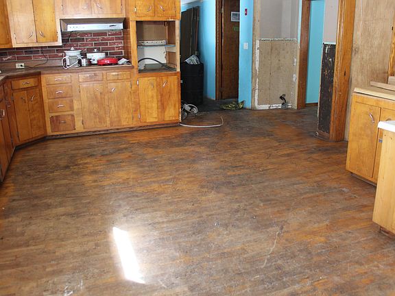 2nd image of 410 Station Road