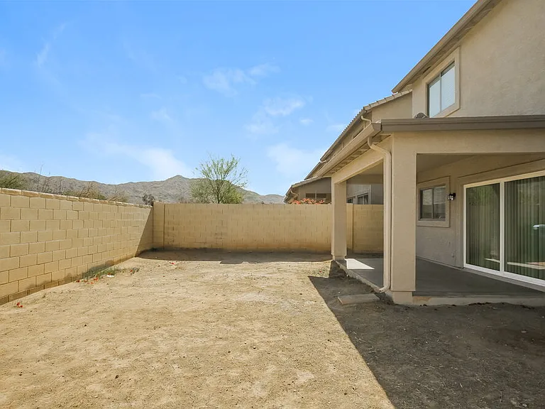 9313 S 35th Dr — Photo 16