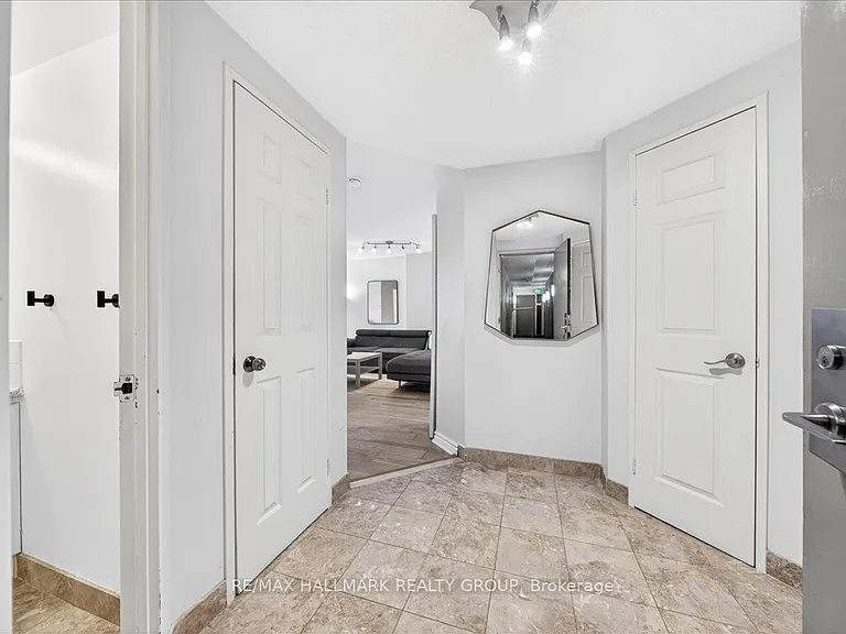 55 Centre Ave #1506 — Photo 3