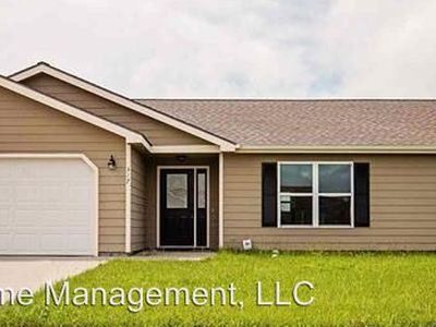 317 Brookridge Dr, Manhattan, KS, 66502