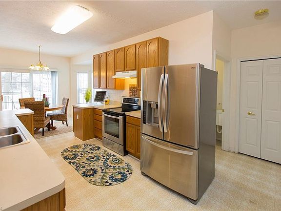 2nd image of 23257 Sharon Dr