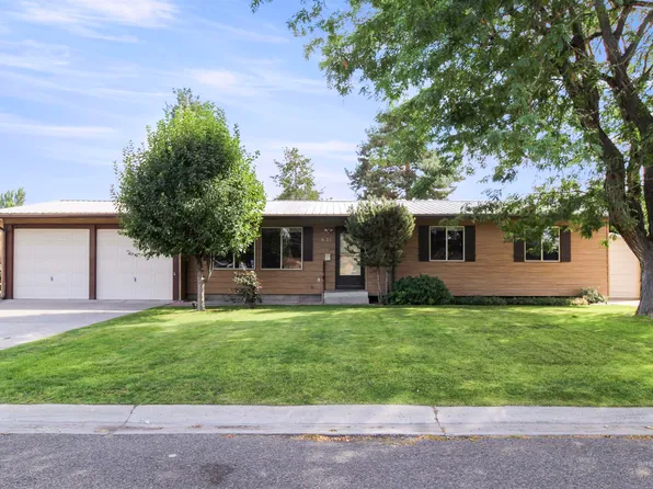 631 E 18th St, Burley, ID 83318