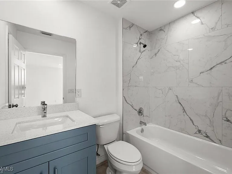 3815 Chiquita Blvd S — Photo 17