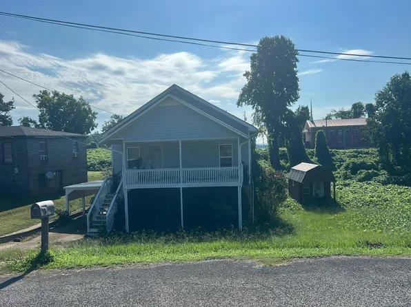 41 8th St NE, Graysville, AL 35073