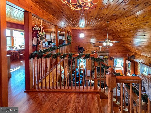 4th image of 14637 Bain Rd