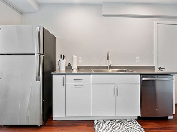 5th image of 54 Pickman Rd #2