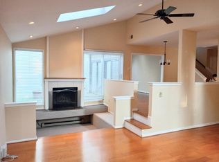 2337 Glade Bank Way, Reston, VA 20191