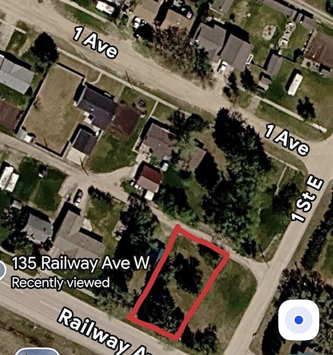 1st image of 135 Railway AVENUE E