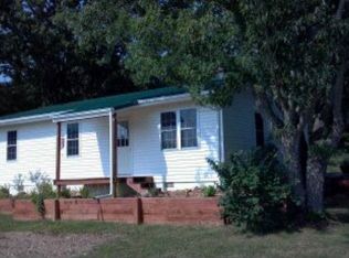 515 Old Church Rd, Pearisburg, VA 24134