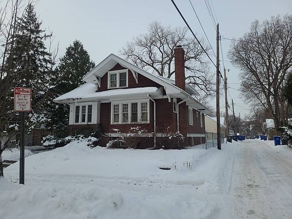 2nd image of 97 Moore St