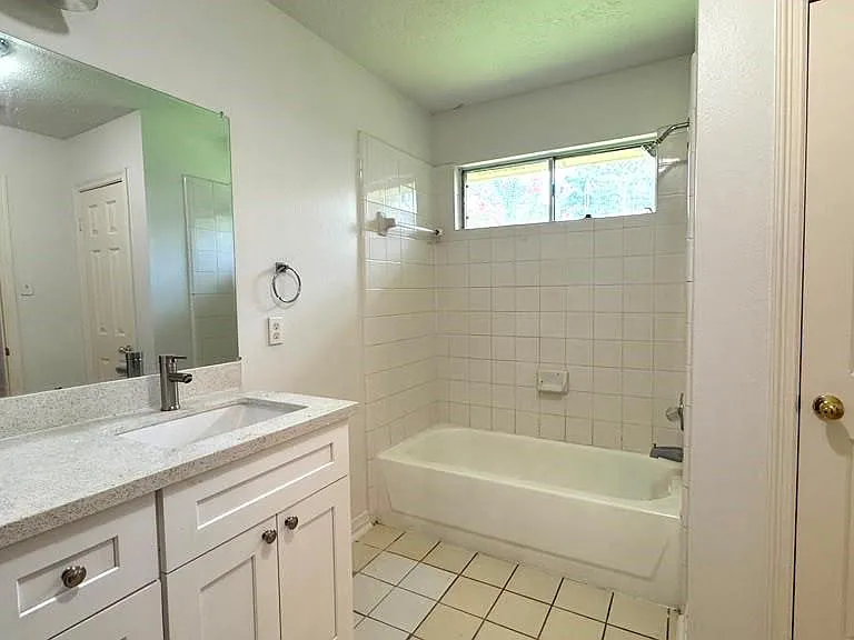 6422 Diamond Rock Dr — Photo 18