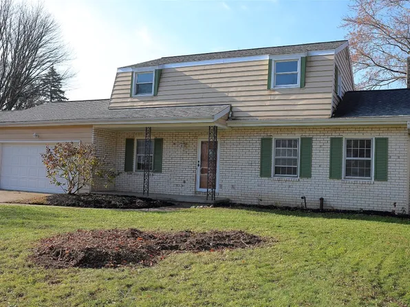 5532 Bondy Dr, Erie, PA 16509