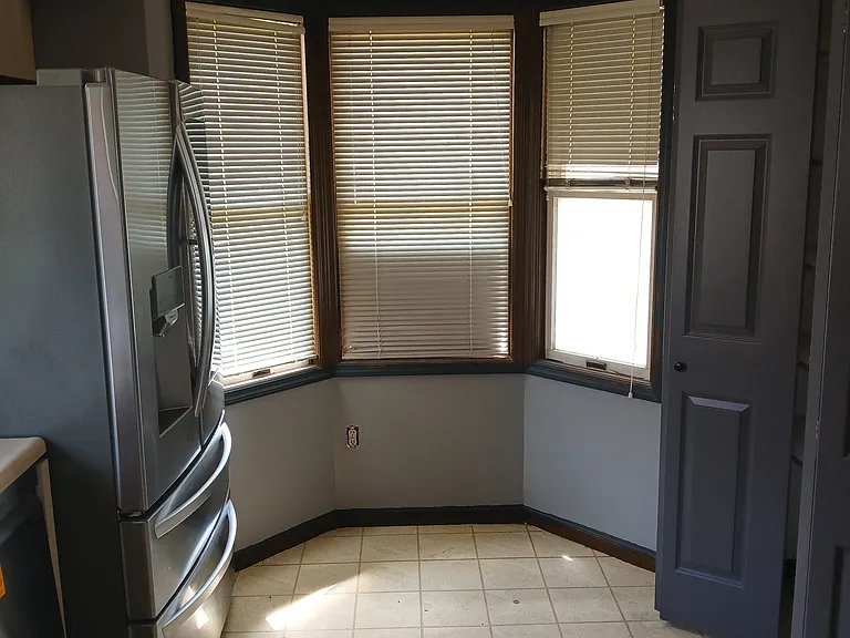 2531 Woodlawn Dr — Photo 6