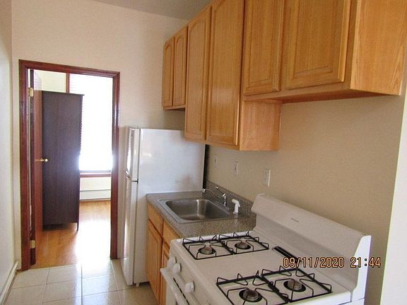 3rd image of 268 Prospect Park W #4B